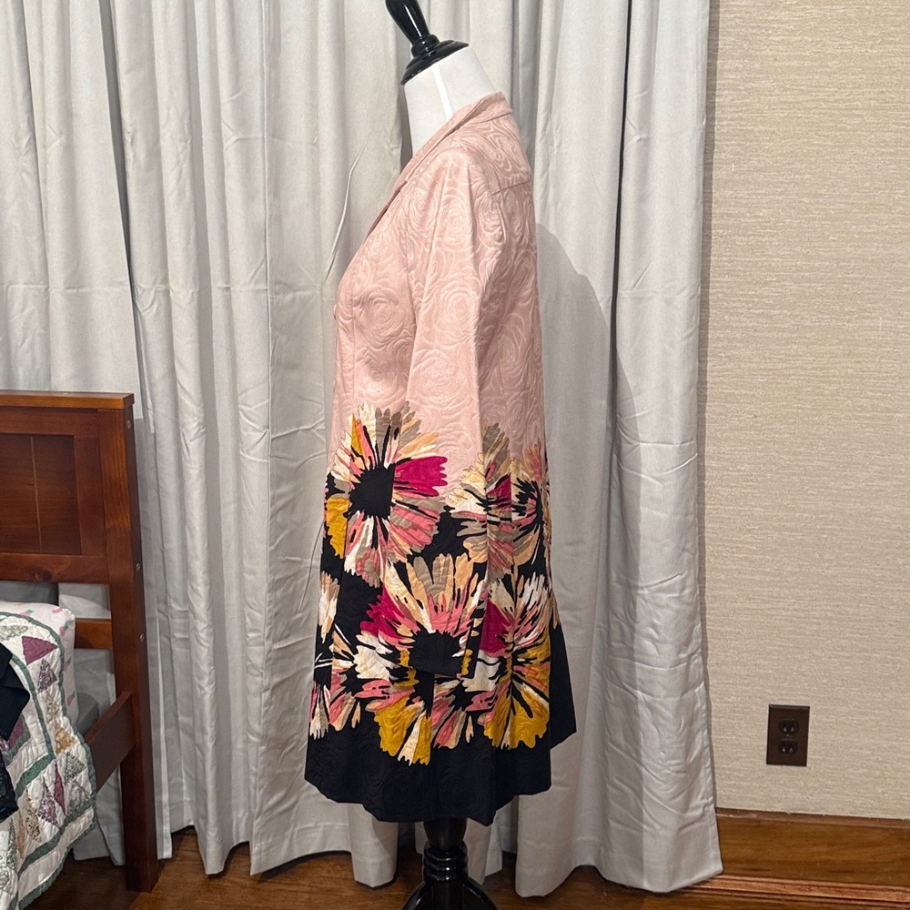 Kay Unger Pink and Cream Textured Blazer - Picture 2 of 7